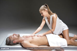 Masseuse Tiffany Tatum cant resist from fucking her hung customer