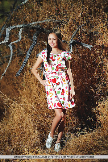 Li Moon Takes Off Her Floral Dress And Demonstrate Her Bald Fuckbox And Wonderful Boobs