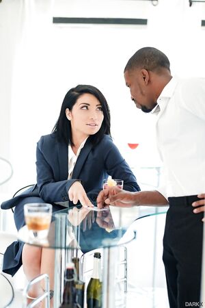 White girl with brown hair Rina Ellis gets destroyed by a black panther