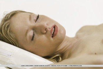 Slender blonde Kiara Lord gets her pussy massaged by brunette hotties tongue