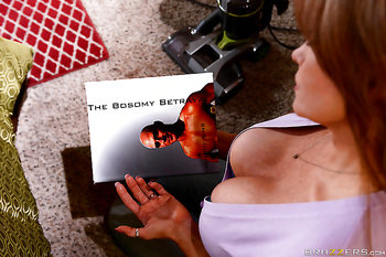 Big-chested Brown-haired Housewife Darla Crane Getting Tucked